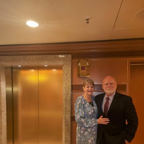 Meet your Posher, Michelle - Picture 2 of 2